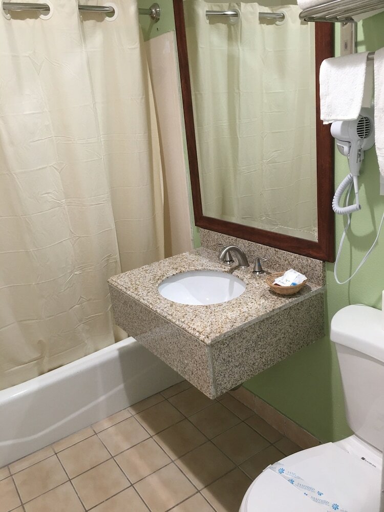 Motel American Inn & Suites Lax