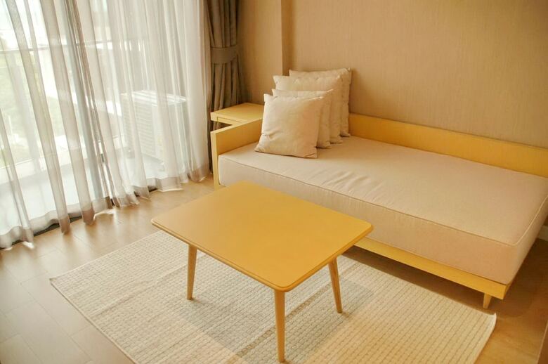 Hinn - Namm Hotel