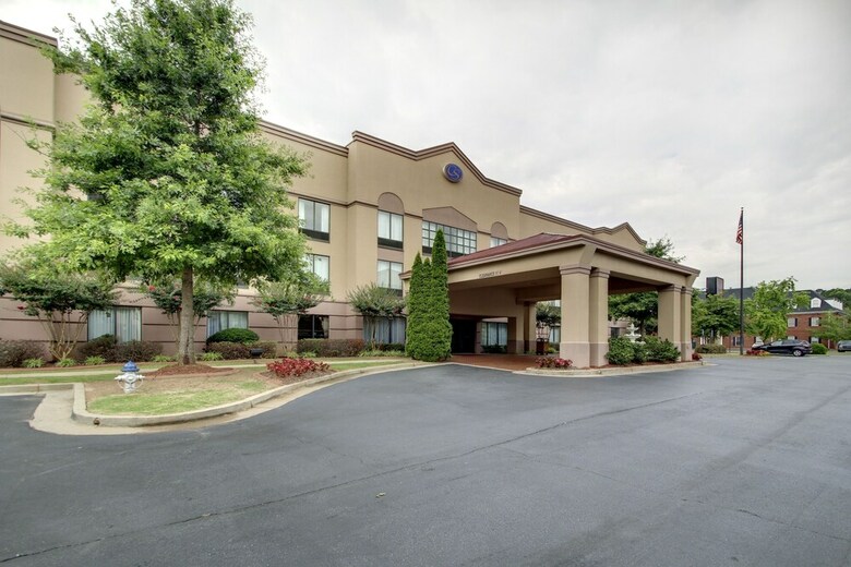 Hotel Comfort Suites