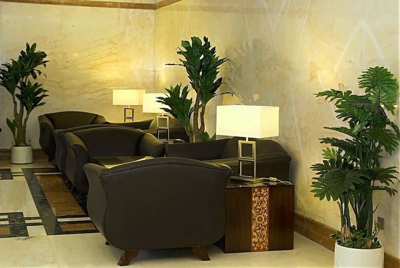 Dar Al Eiman Royal Hotel