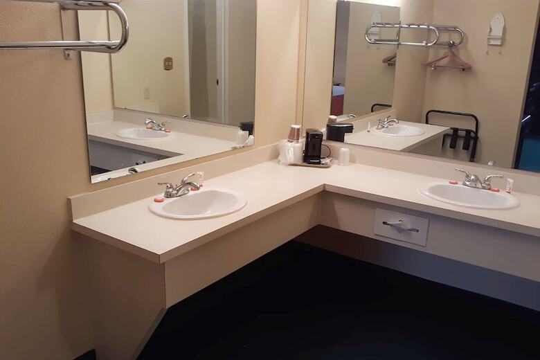 Motel Super Value Inn