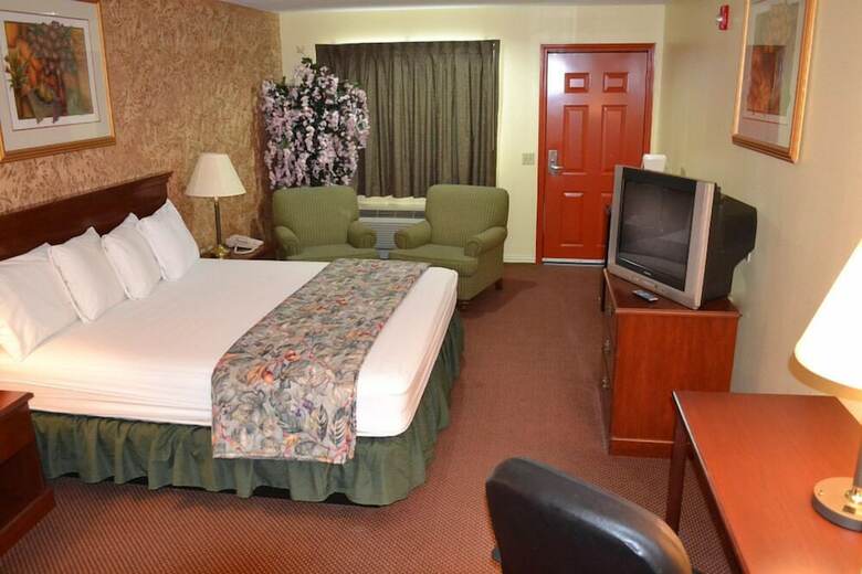 Motel Executive Inn And Suites