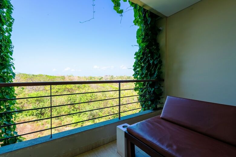 Vouk Hotel & Suites