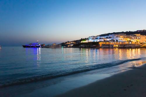 Mykonos Palace Beach Hotel
