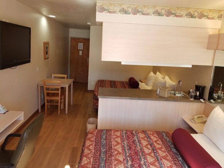 Hotel River Canyon Lodge