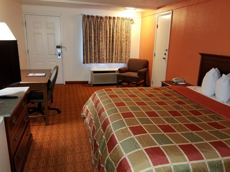 Motel Rodeway Inn Auburn Hills