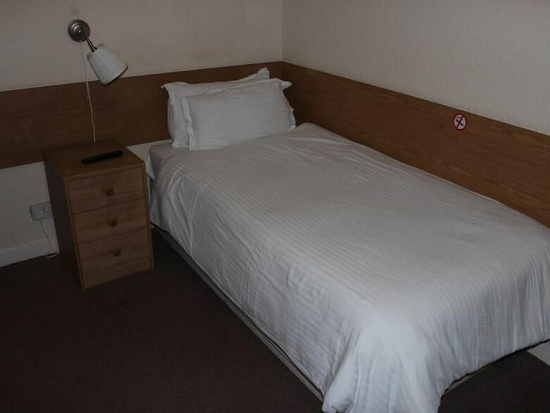 Hotel Premier Lodge