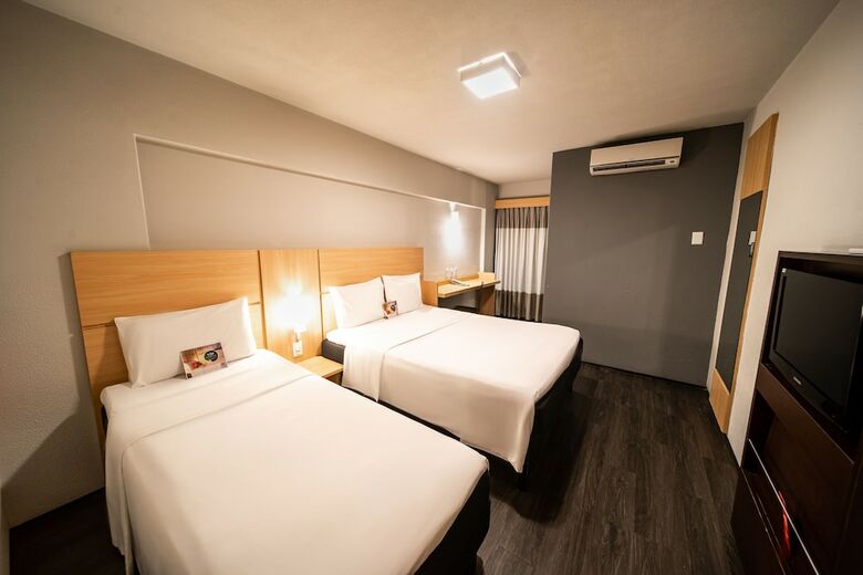 Hotel Ibis Fortaleza Praia de Iracema