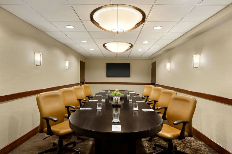 Hotel Embassy Suites Piscataway - Somerset