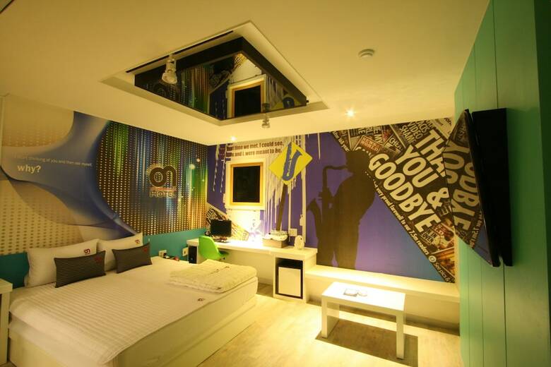 Hotel On Motel