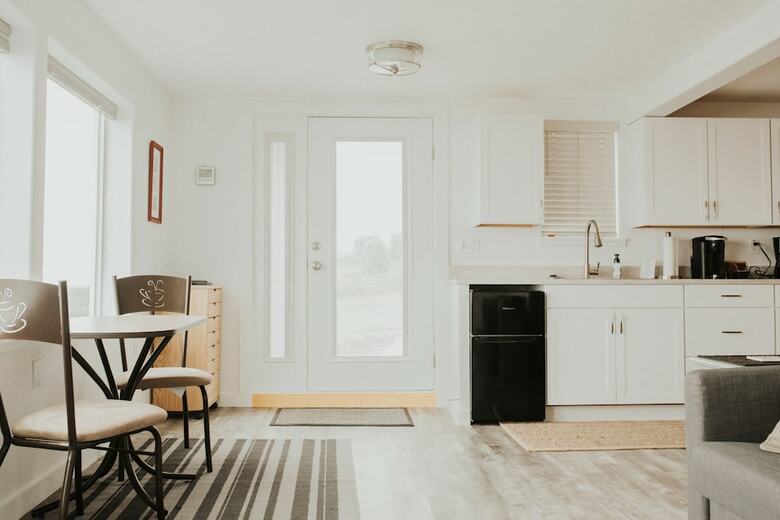 Nye Beach Condos & Cottages