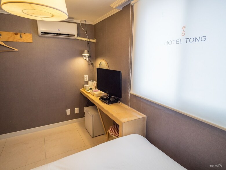 Hotel Travel Monster