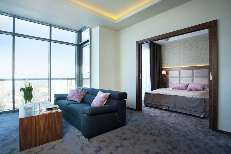 Longstay Aparthotel