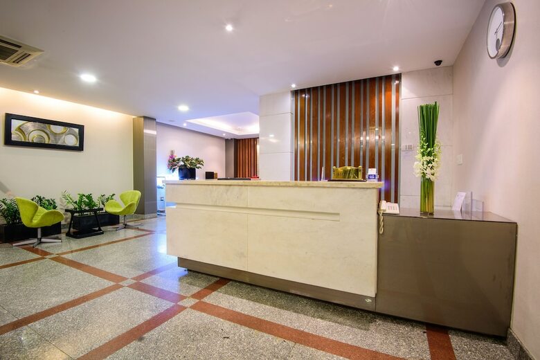 Central Park Saigon Hotel