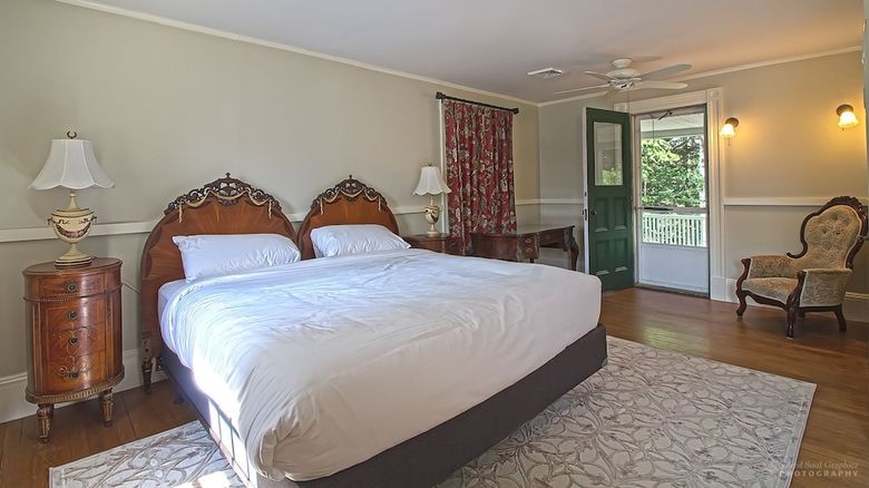 Bed & Breakfast Windsor Mansion Inn