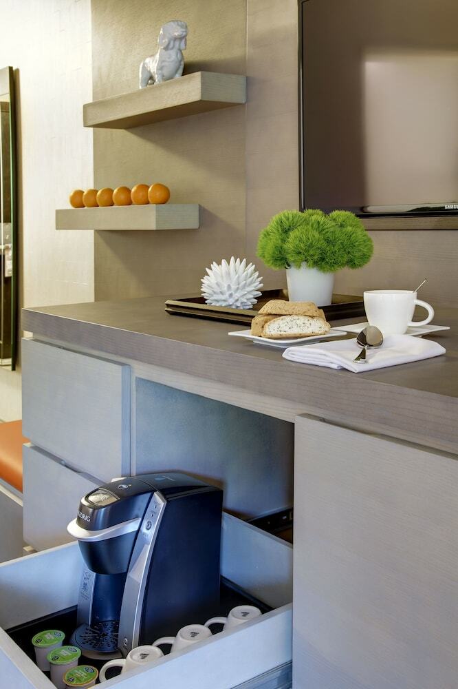 Hotel Zero Degrees Norwalk