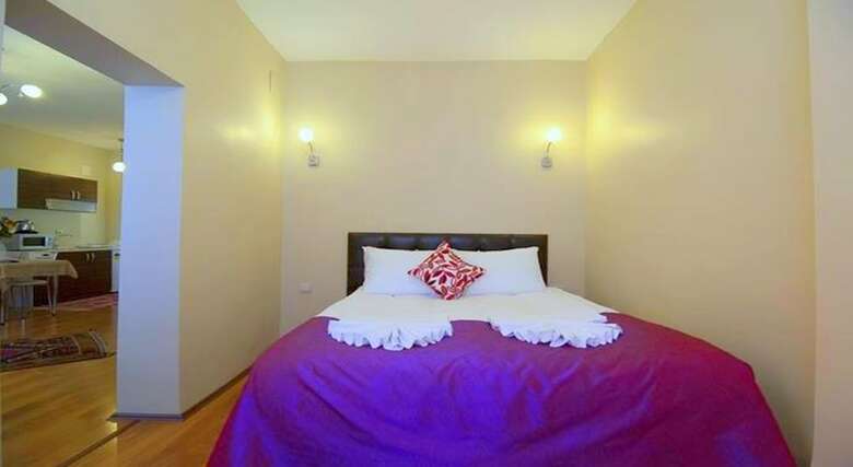 Apartamentos By Pera Suites