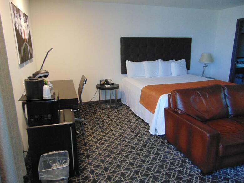 Redac Gateway Hotel In Torrance