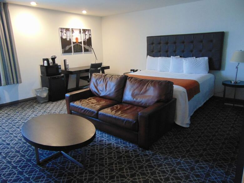 Redac Gateway Hotel In Torrance