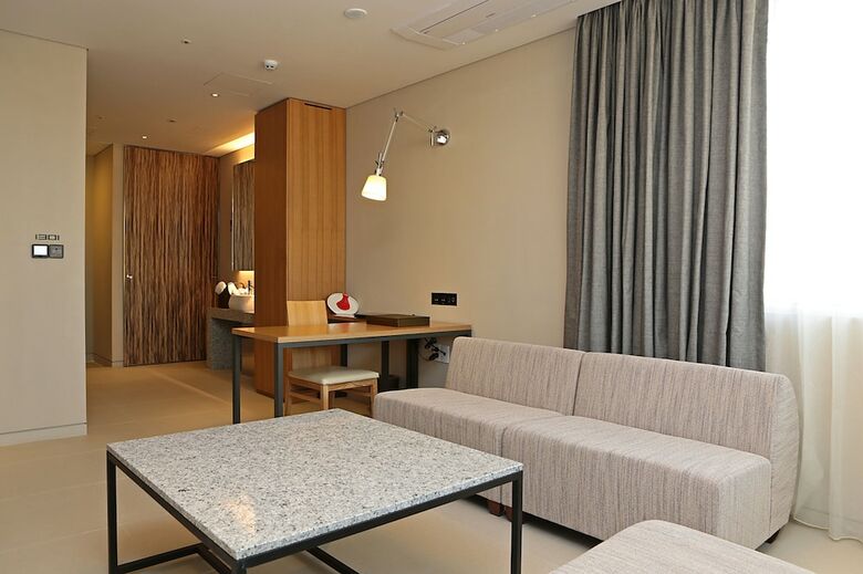 Hotel The Designers Hongdae