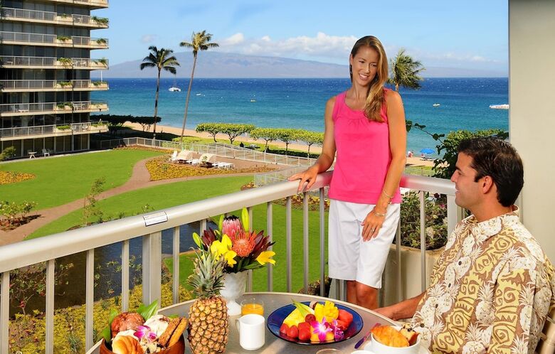 Aston At The Whaler On Kaanapali Beach