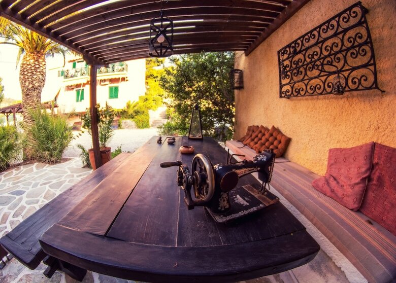 Vagia Traditional Hotel
