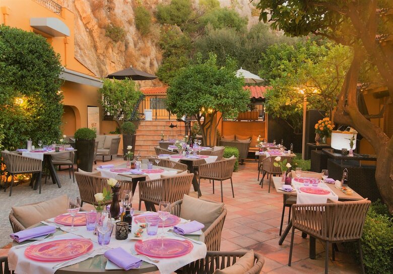 Hotel La P�rouse Nice Baie Des Anges