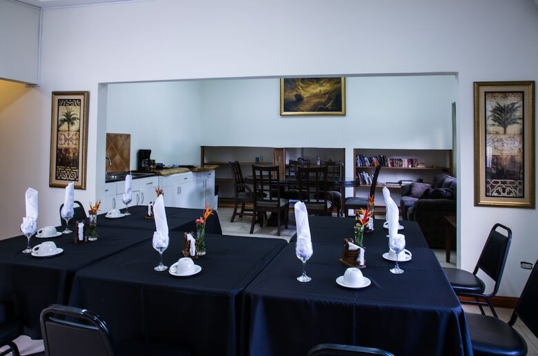 Hotel Jac� Laguna Resort And Beach Club