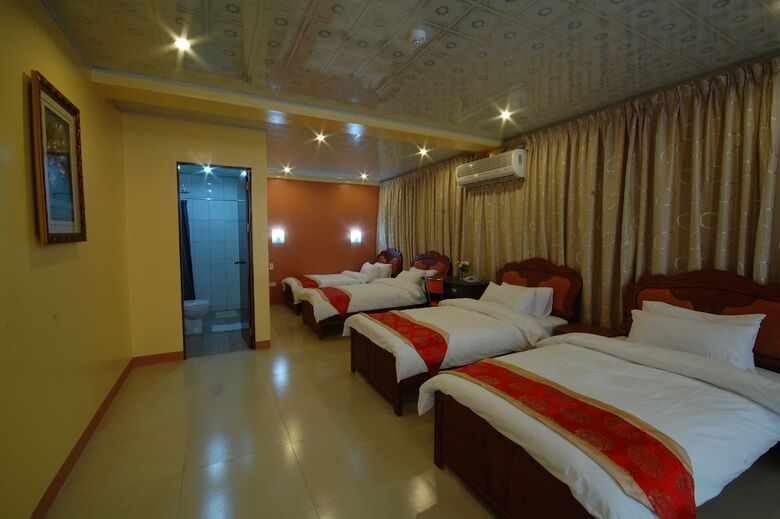 A&a Plaza Hotel