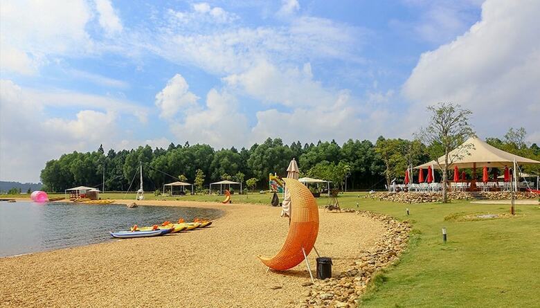 Hotel Flamingo Dai Lai Resort