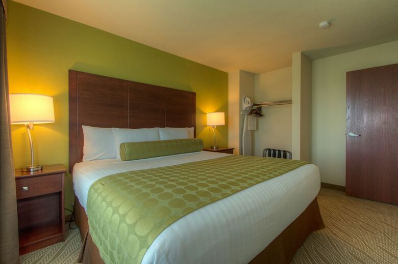 Hotel Cobblestone Inn & Suites - Holyoke