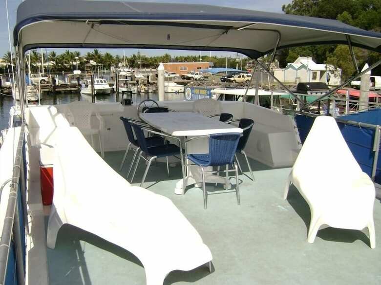 Boyds Bay Houseboat Holidays