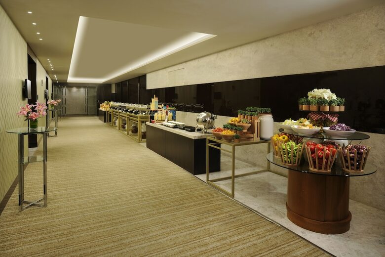 Hotel Hilton Bangalore Embassy Golflinks