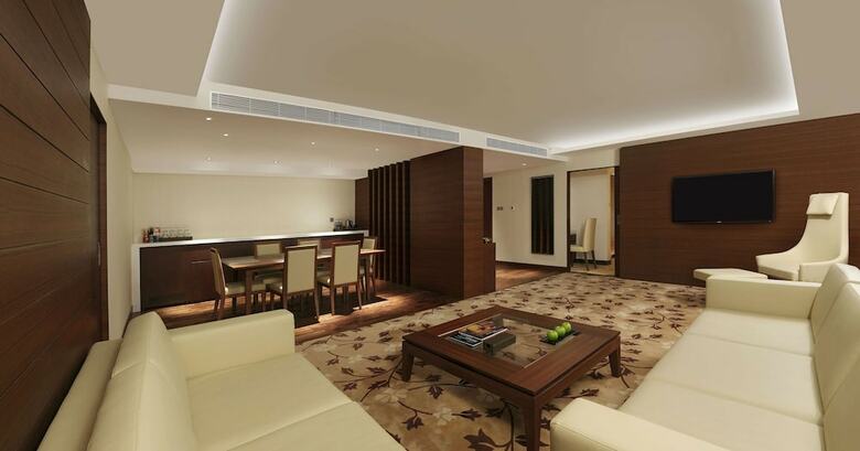 Hotel Hilton Bangalore Embassy Golflinks