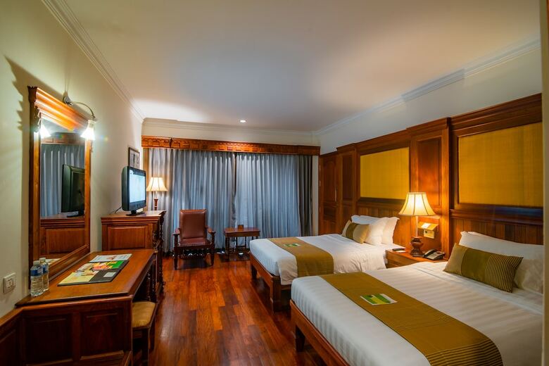 Hotel Empress Residence Resort & Spa