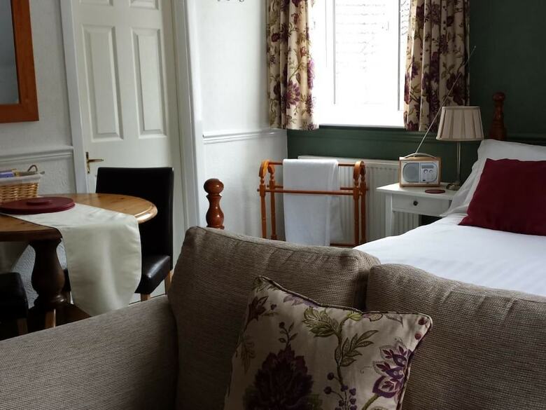 Seafarers Serviced Apartments