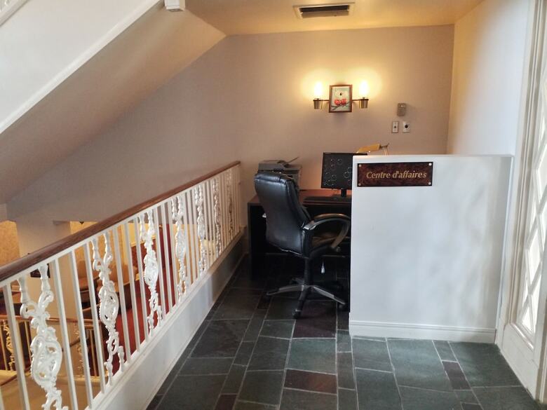 Hotel H�tel Le Manoir