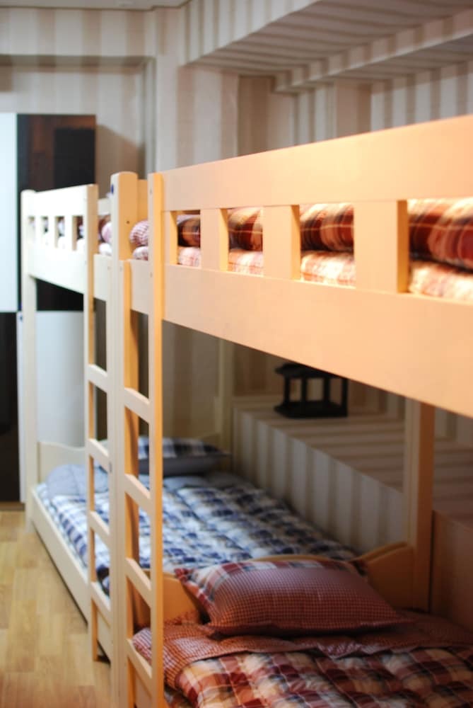 Hostal Funstay Inn Guesthouse