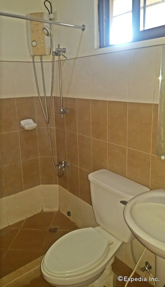 Hotel Jilian Tourist Inn