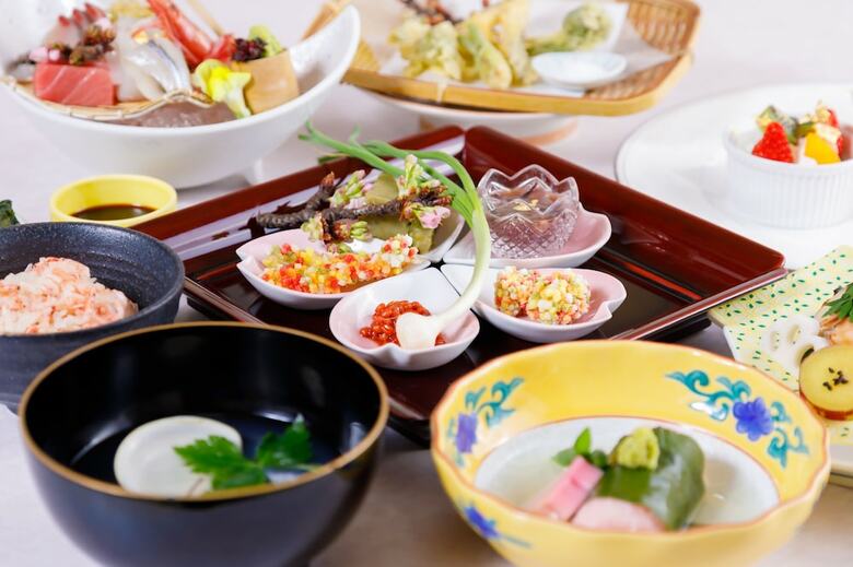 Kanazawa Hakuchoro Hotel Sanraku
