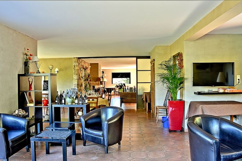 Hotel H�tel Des Deux Sorru