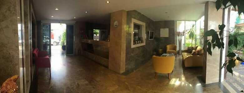 Marin-a Hotel