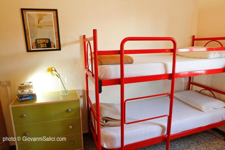 Hostal Lake Como Hostel