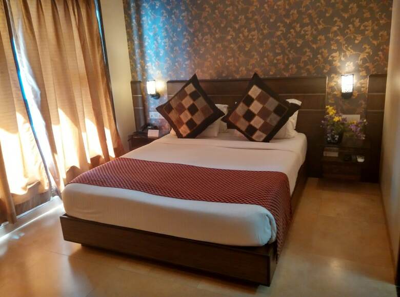 Hotel Jc Castle