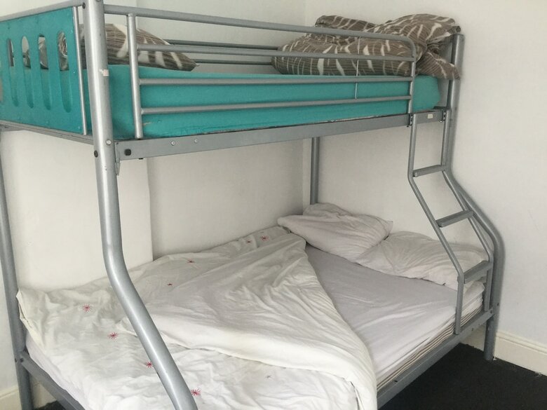 Hostal Adam And Eve Hotel
