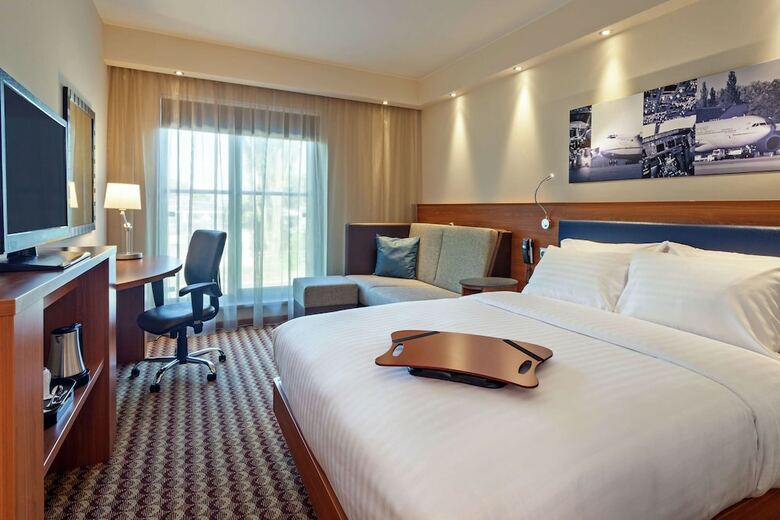 Hotel Hampton By Hilton Warsaw Airport