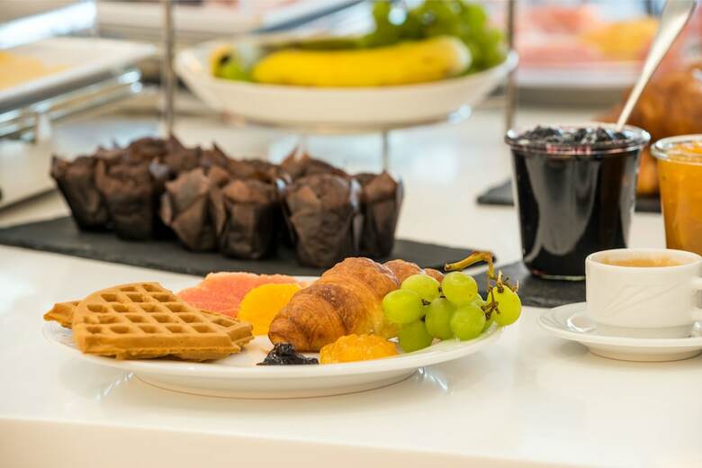 Hotel Hampton By Hilton Warsaw Airport