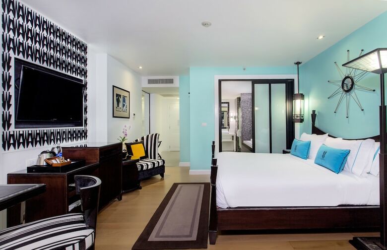 Wave Hotel Pattaya