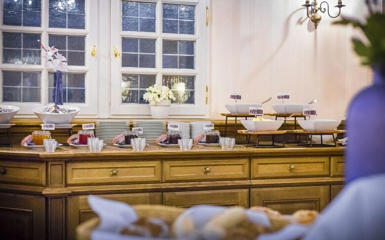 Burghotel Hasel�nne