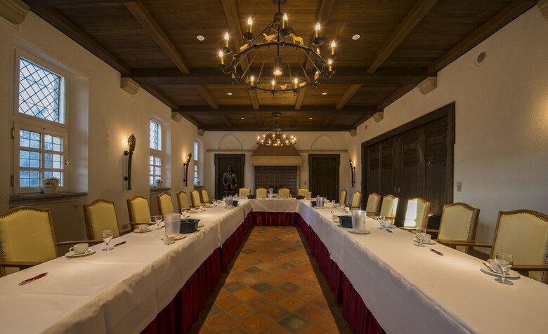Burghotel Hasel�nne
